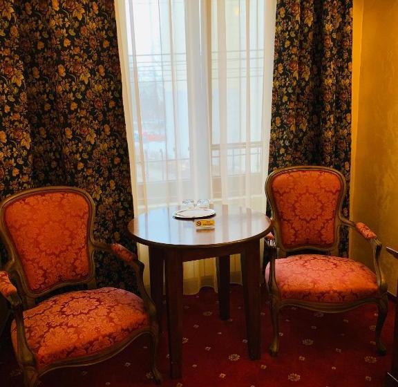 پانسیون Vila Royal