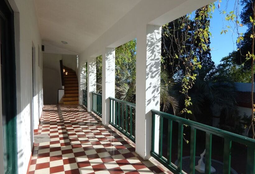 הוסטל Fortin De Santa Rosa