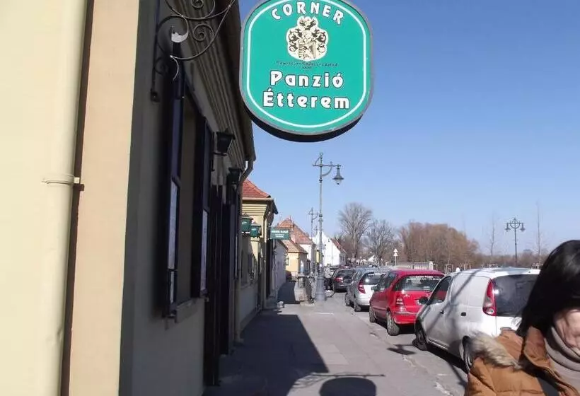 Corner Panzió