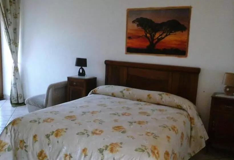 ホテル Agriturismo La Chiana