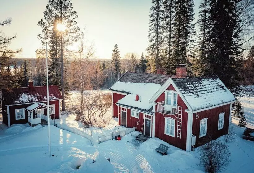 Hotelli Valkeisen Loma