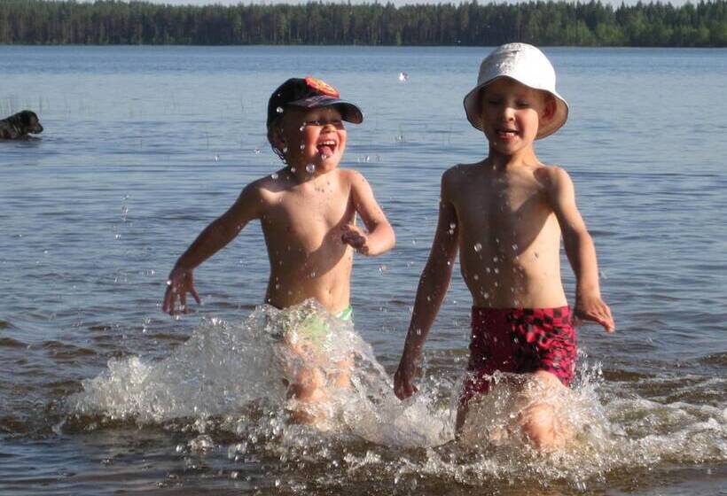 ホテル Valkeisen Loma