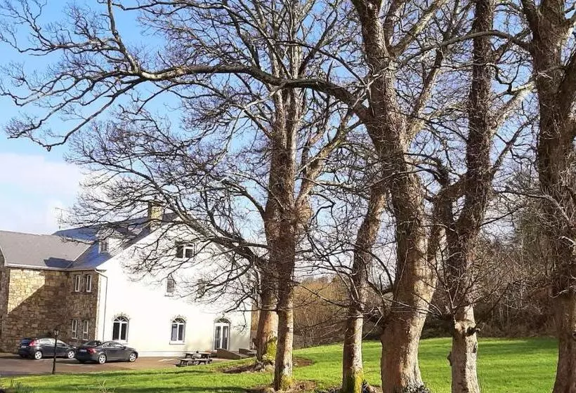 ペンション Donegal Manor