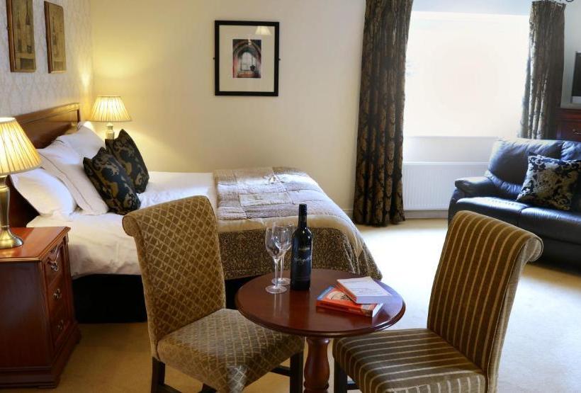 بنسيون Donegal Manor