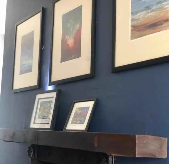 بنسيون Donegal Manor