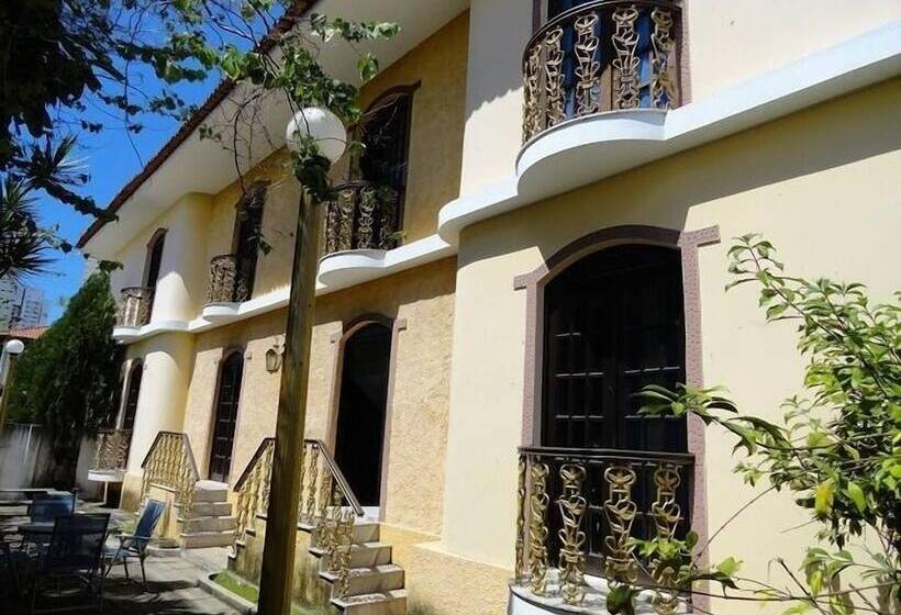 پانسیون Formosa Residence