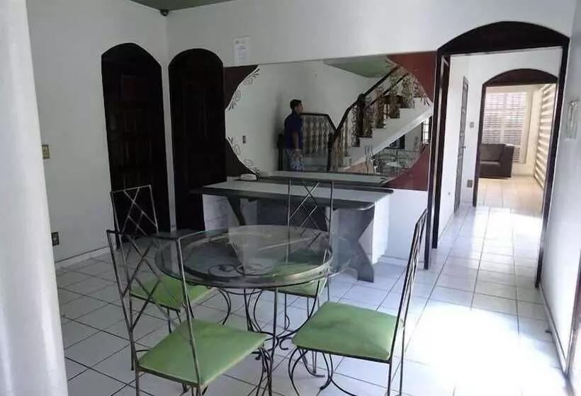 پانسیون Formosa Residence