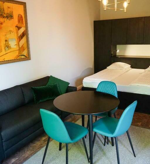 پانسیون Guest House Senasis Pastas