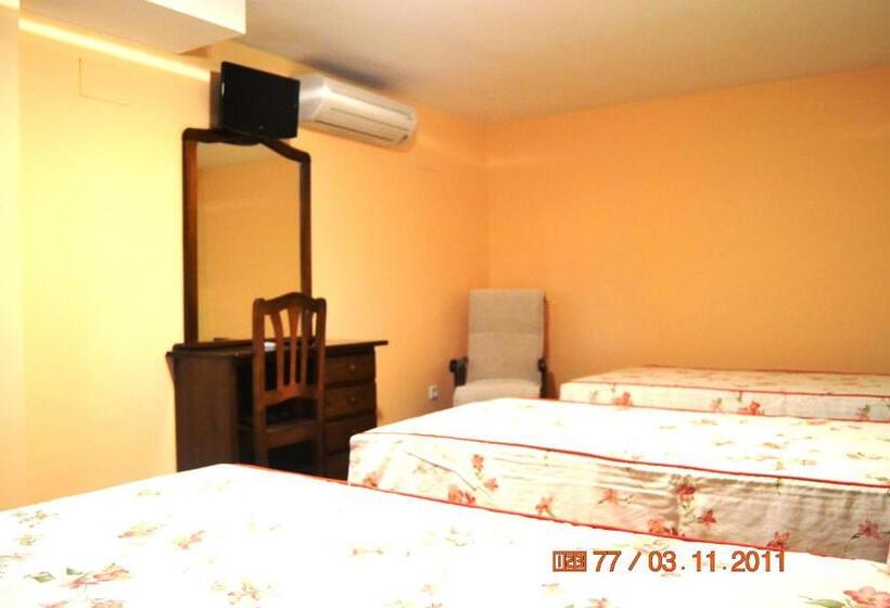 بنسيون Hospedería De Antonia