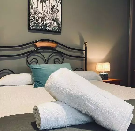 ペンション Hostal Paulino