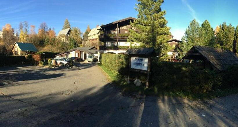 펜션 Penzion Pažický