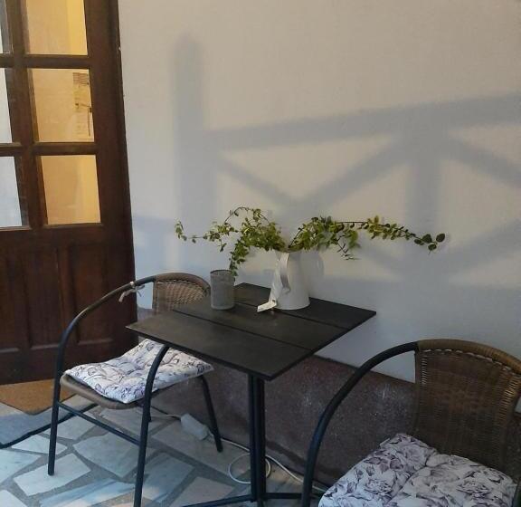 פנסיון Piccola Italia Casa Racovita