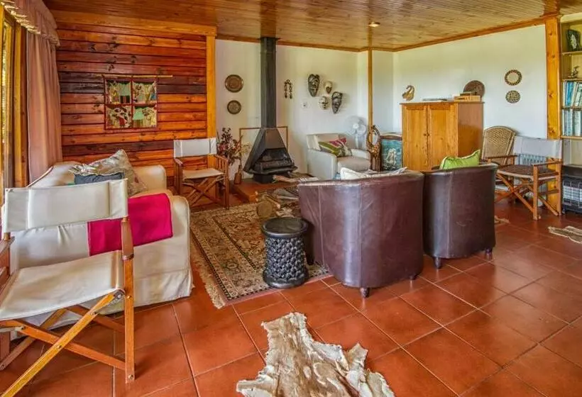پانسیون Piesang Valley Lodge