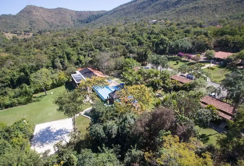 ペンション Pousada Cavaleiro Dos Pireneus