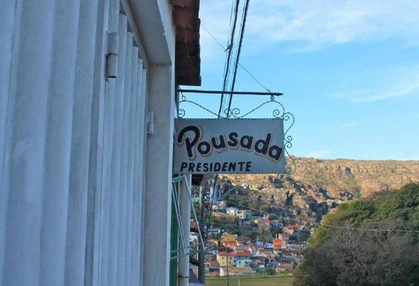 פנסיון Pousada Presidente