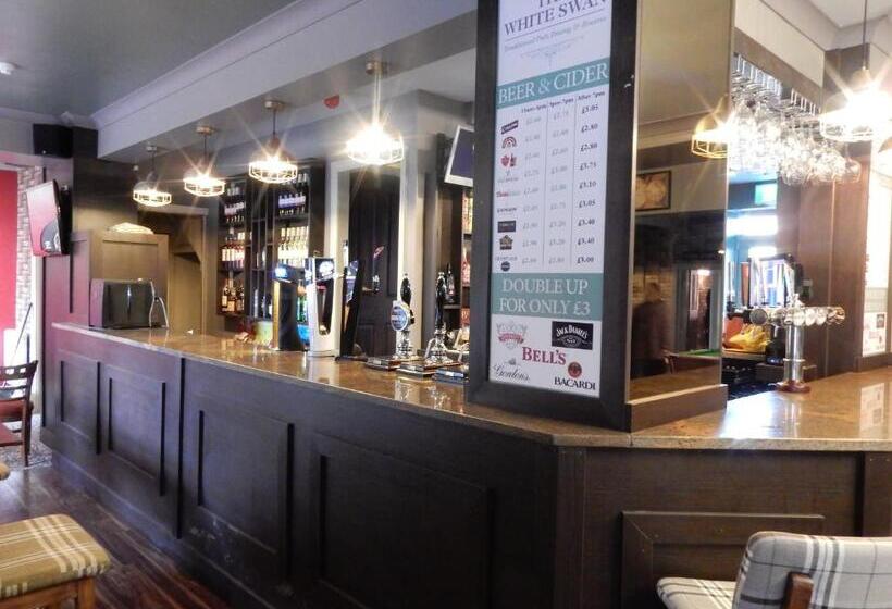 Общежитие The White Swan