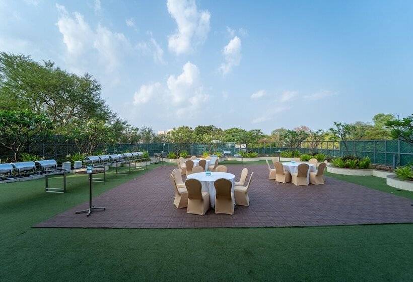 Hotell Courtyard By Marriott Madurai