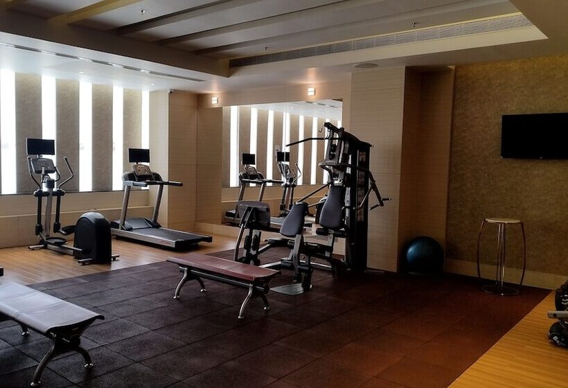 Hotell Courtyard By Marriott Madurai