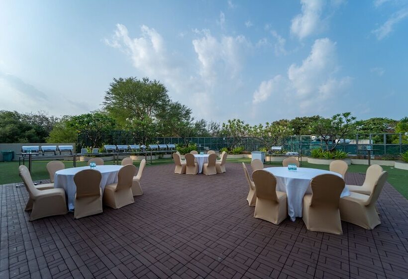 Hotell Courtyard By Marriott Madurai