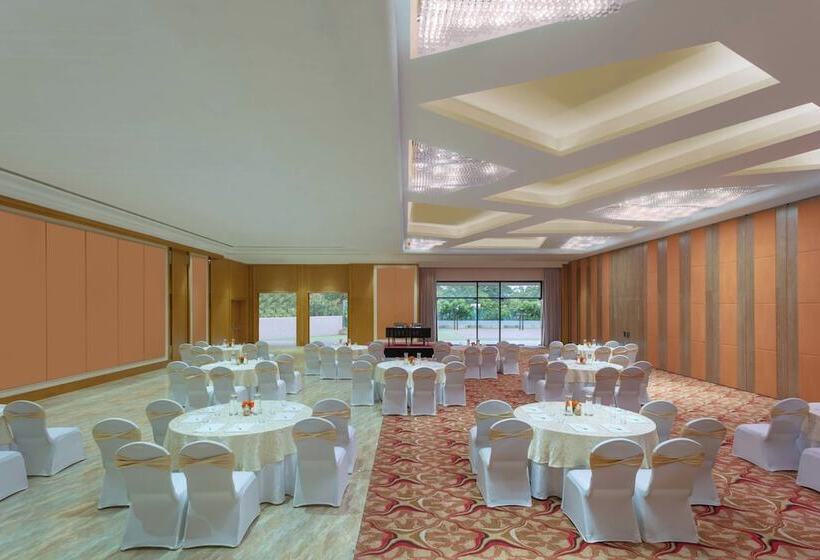 Hotell Courtyard By Marriott Madurai