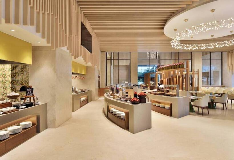 Hotell Courtyard By Marriott Madurai