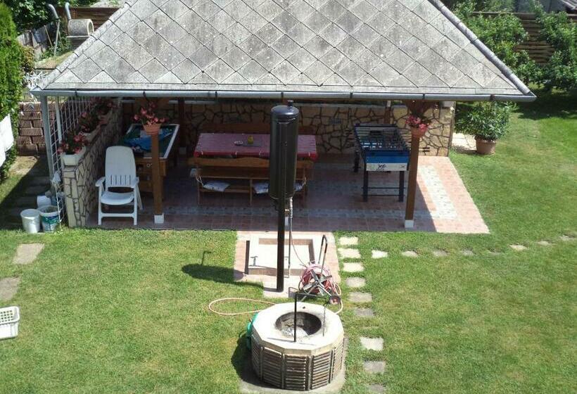 膳宿费 Holp Panzio