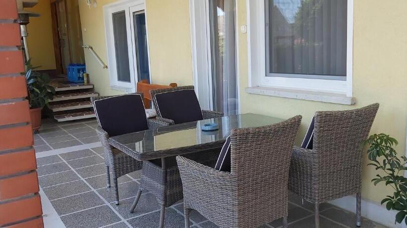 膳宿费 Holp Panzio