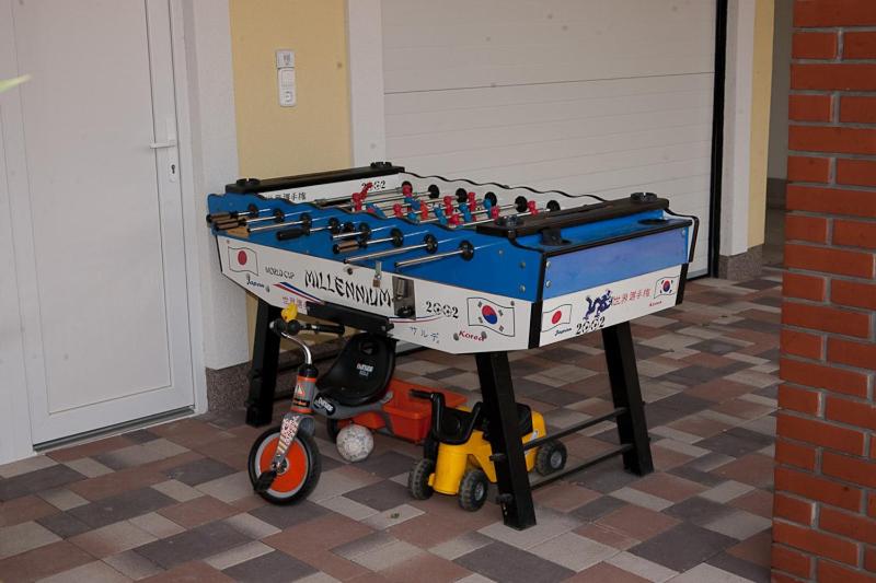 膳宿费 Holp Panzio