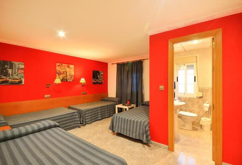 پانسیون Hostal Apolo Trece