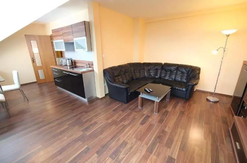 Majatalo Penzión Na Rožku