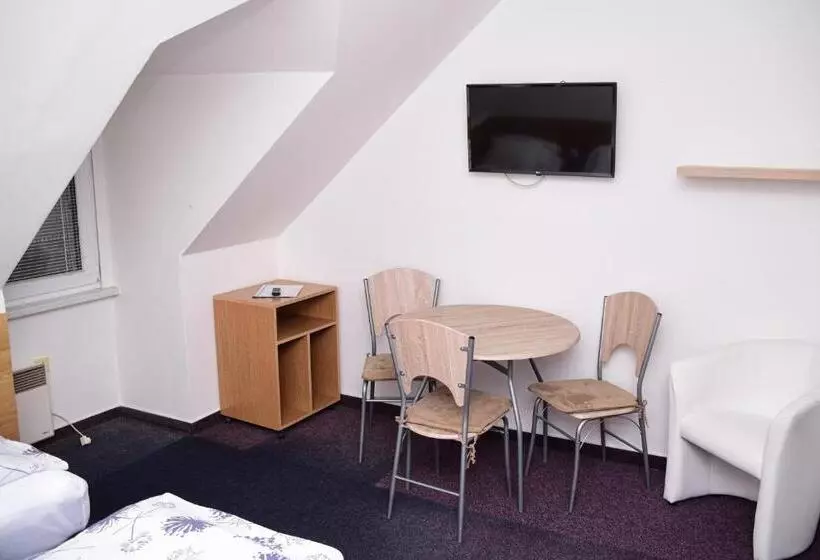 ペンション Penzion Jordán