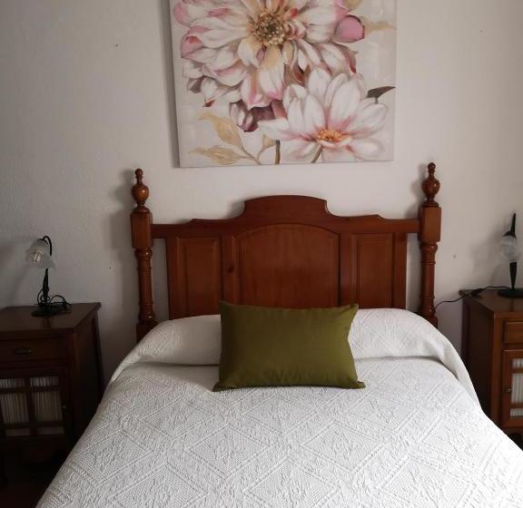 Pensión Venta Julián Hca01134