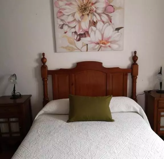 Pensión Venta Julián Hca01134