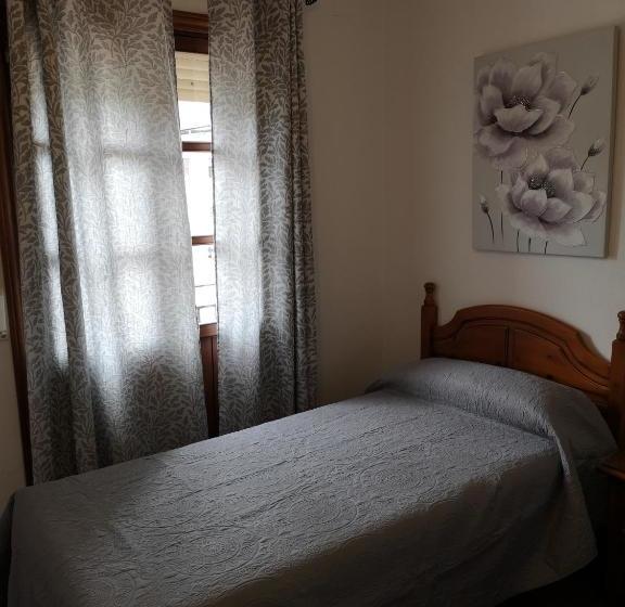 Pensión Venta Julián Hca01134