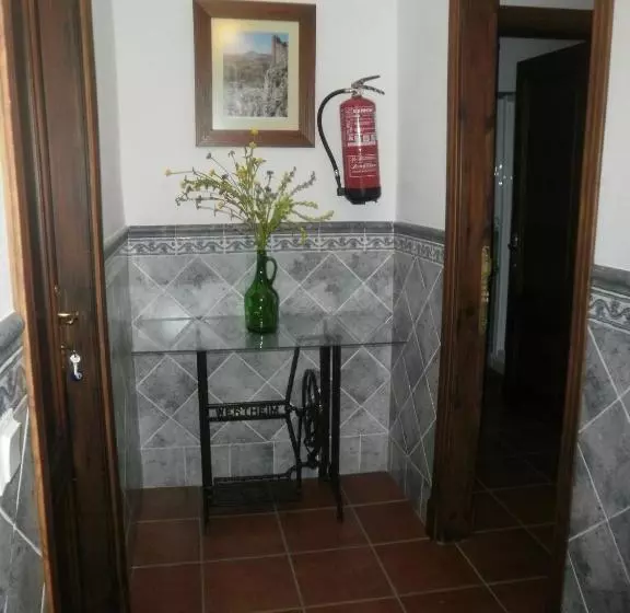 Pensión Venta Julián Hca01134