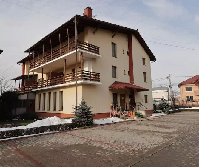 Pensiunea Maria , Floresti