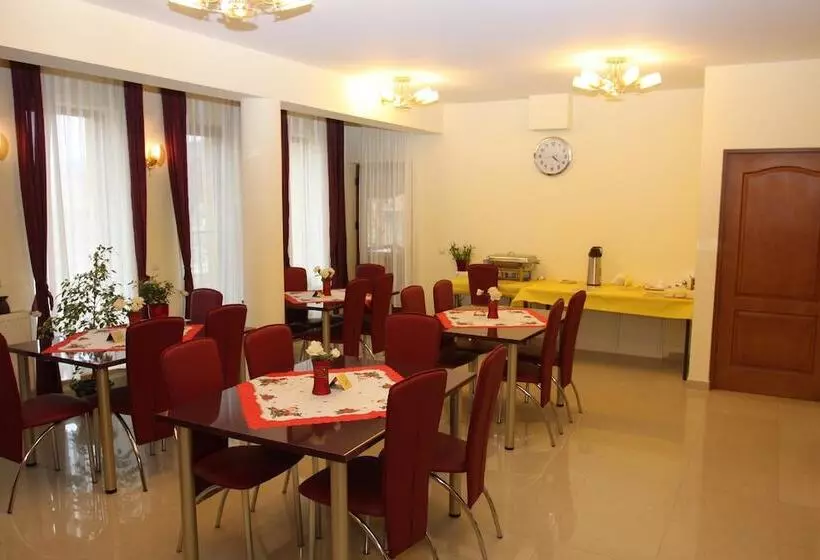 Pensiunea Maria , Floresti