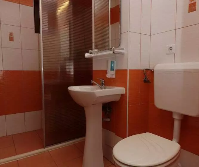 Pensiunea Maria , Floresti