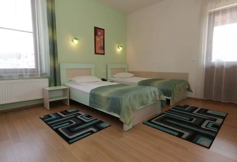 Pensiunea Maria , Floresti