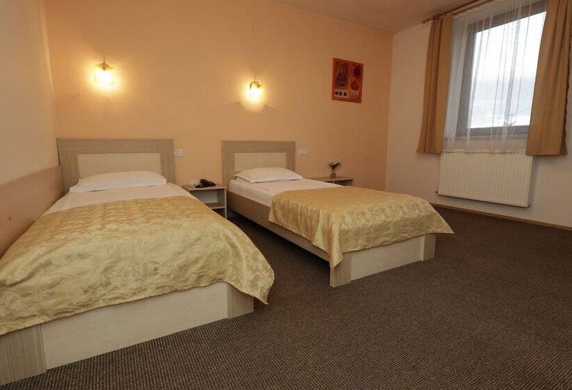 Pensiunea Maria , Floresti