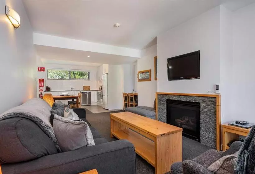 Snowgoose Apartments