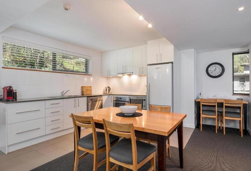 Snowgoose Apartments