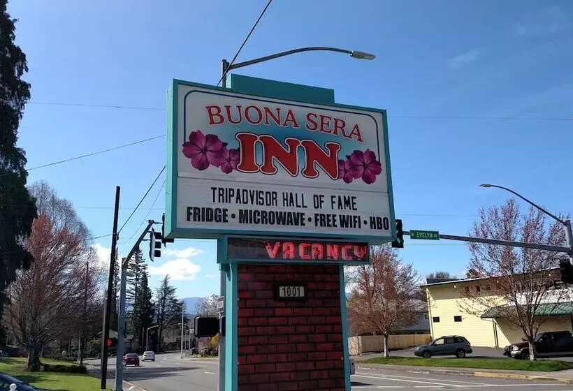 Retkeilymaja Buona Sera Inn