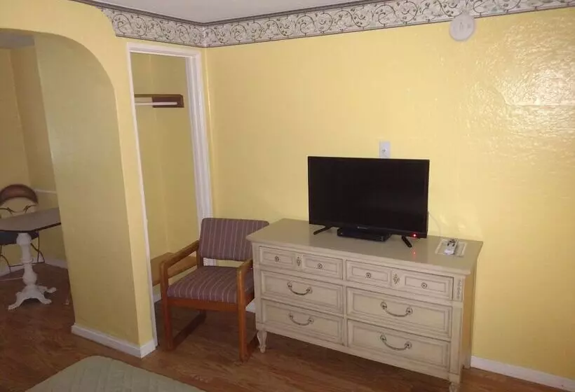 Retkeilymaja Buona Sera Inn