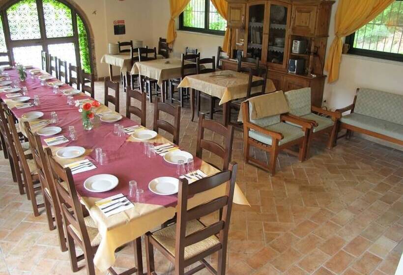 Отель Agriturismo Antica Chiesa San Fantino