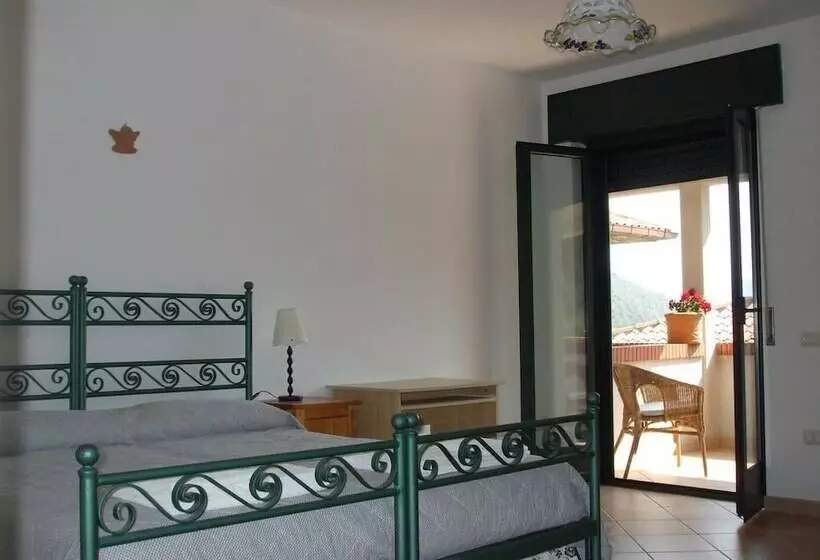 ホテル Agriturismo Antica Chiesa San Fantino