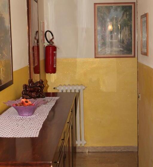 פנסיון Alice Affittacamere