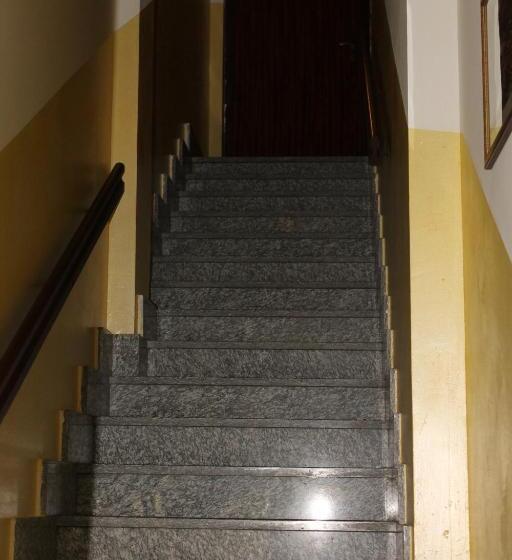 פנסיון Alice Affittacamere