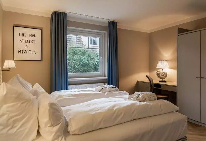 ペンション Mimosa House