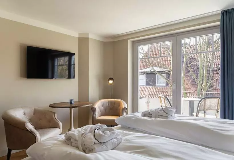 ペンション Mimosa House